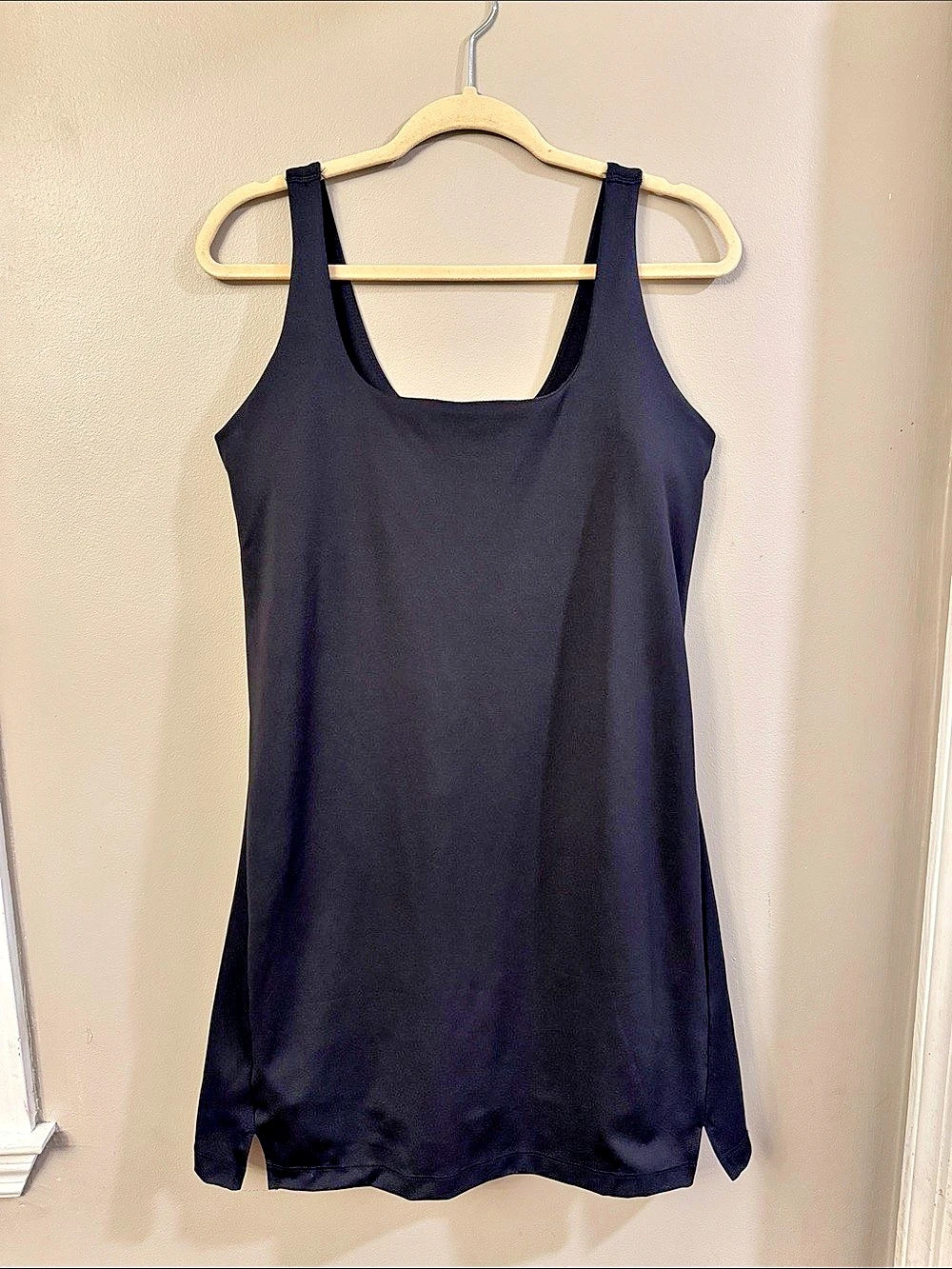 Old Navy Black Active Powersoft Dress Size Large Like New